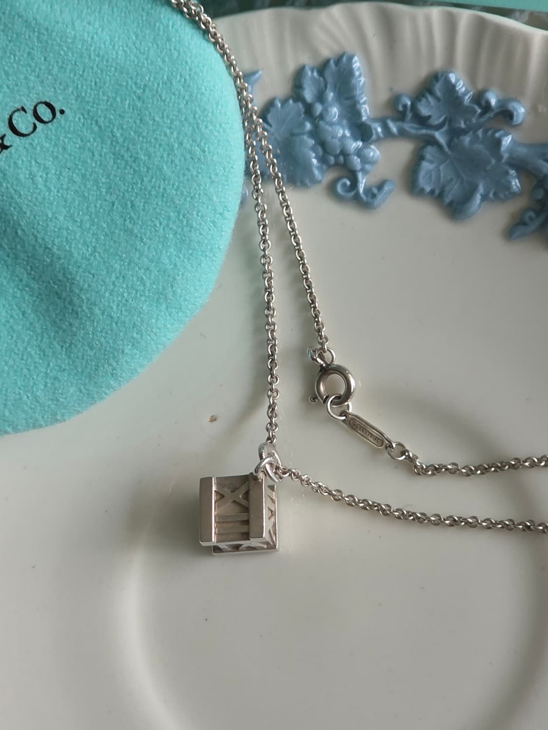 티파니앤코 아틀라스 큐브 실버925 목걸이 상품이미지2