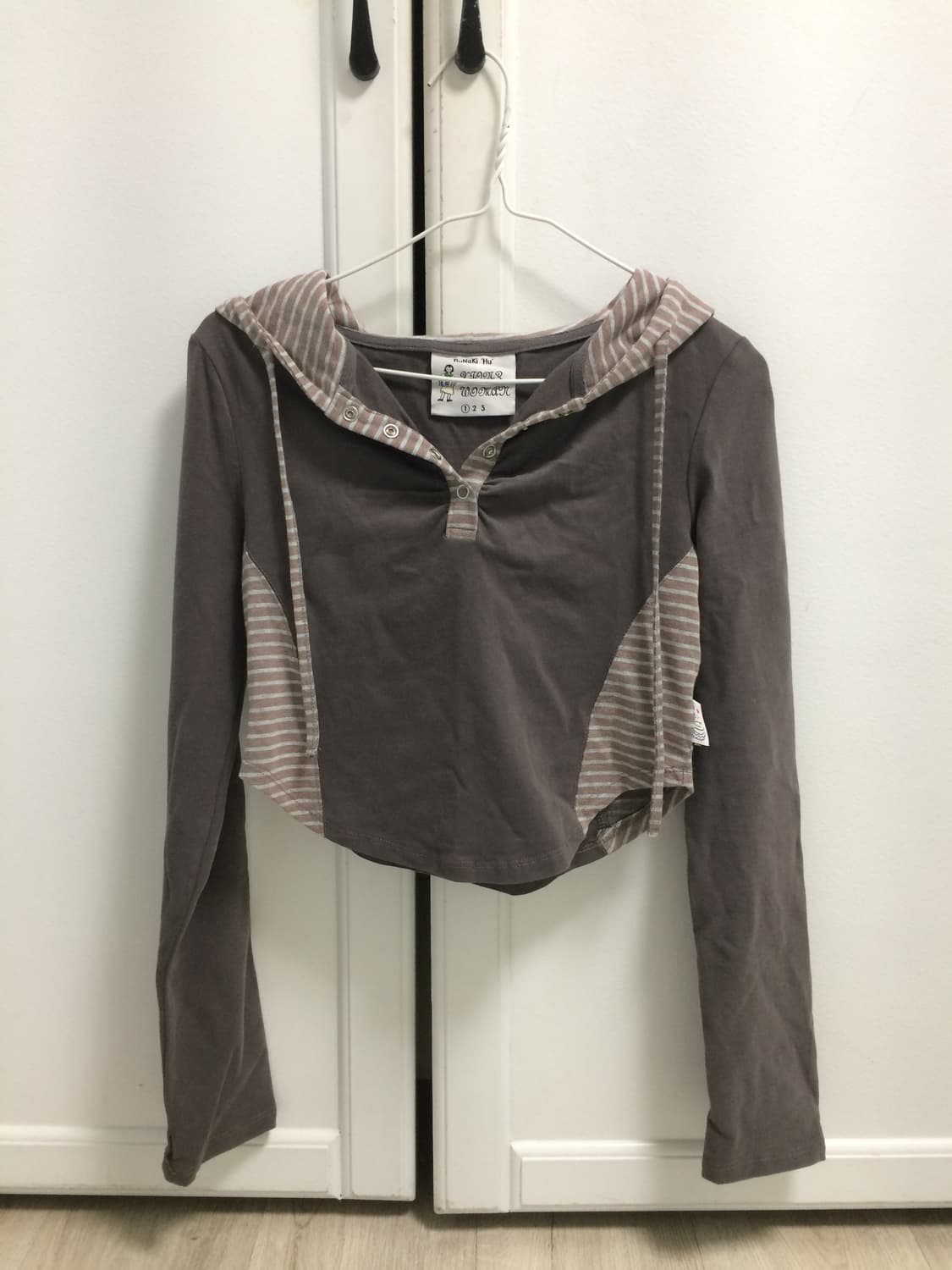 엑스톤즈우먼(루나키후) 셔링 스트라이프 배색 후드 상품이미지3