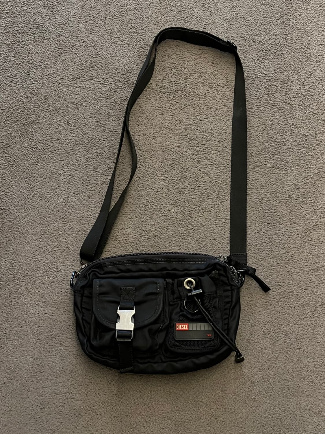 디젤 빈티지 미니 크로스백 처분  상품이미지1