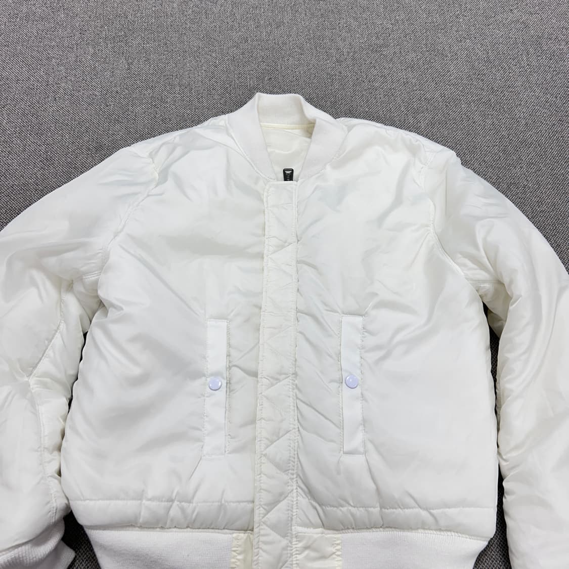 알파인더스트리 화이트 아이보리 리버시블 MA-1(L) 상품이미지3