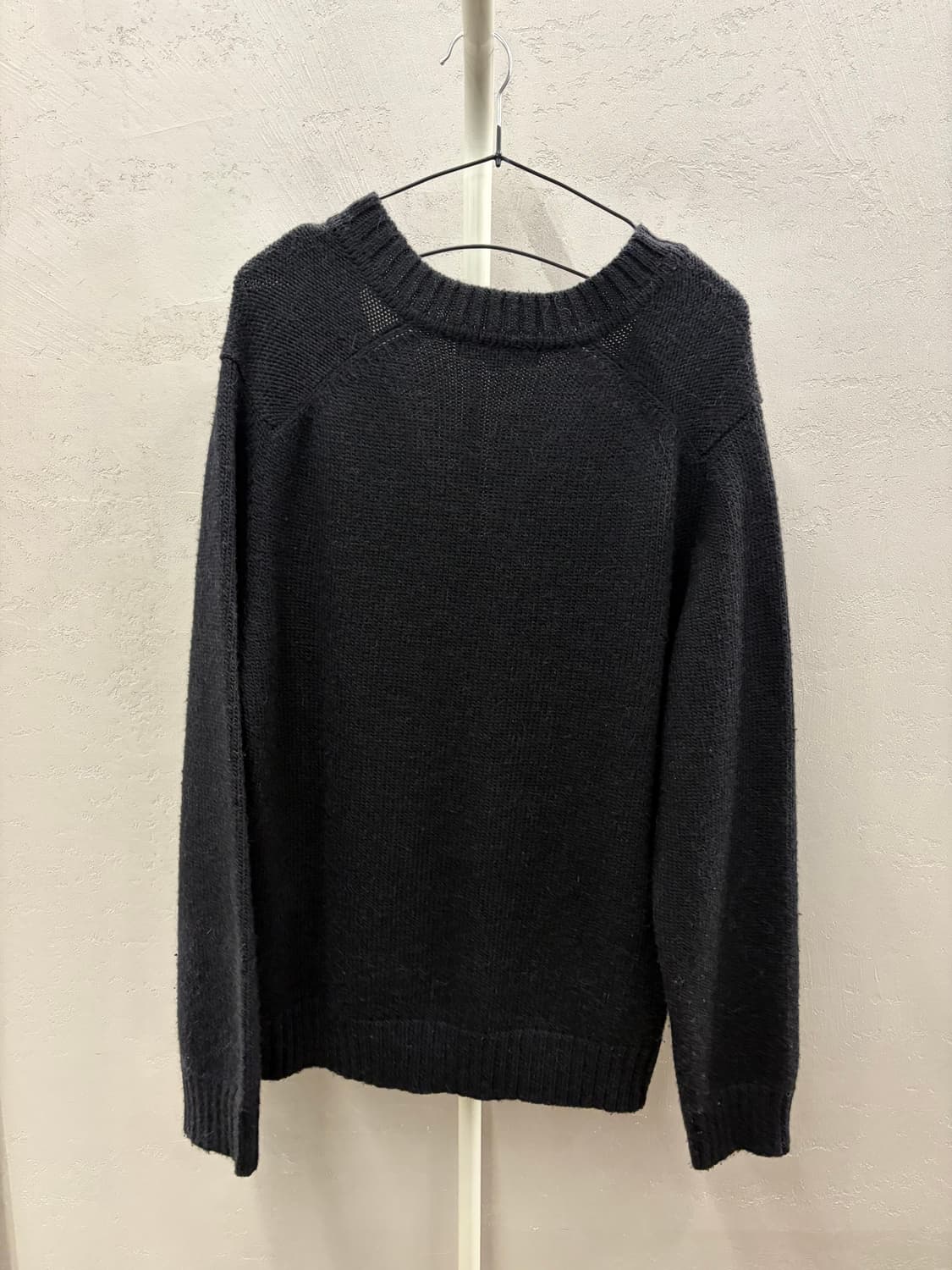 우영미 알파카 브이넥 니트 블랙 50 상품이미지6