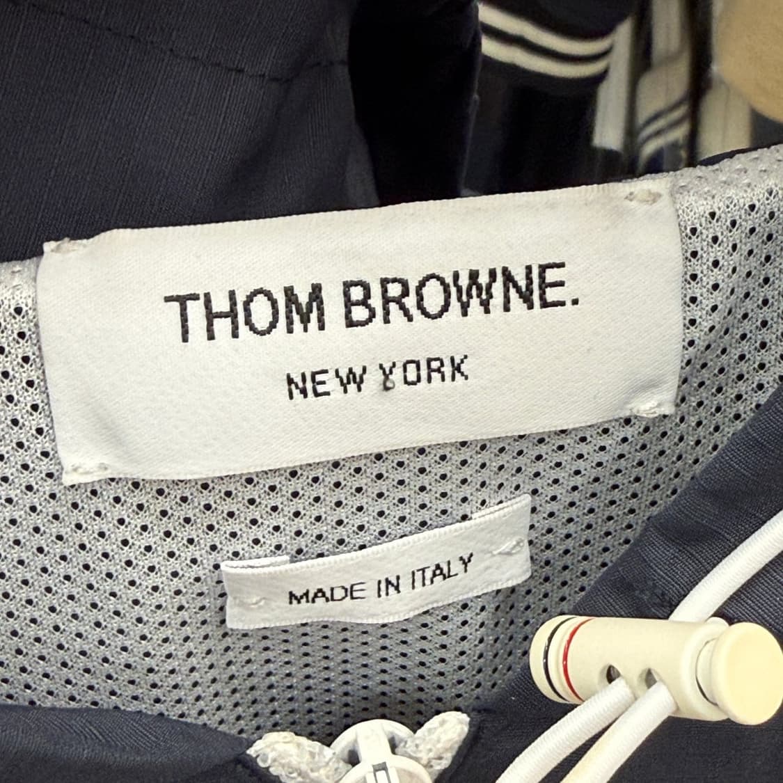 [리오브전포점] 톰브라운 립스탑 메시 4바 후드 바람막이 상품이미지3