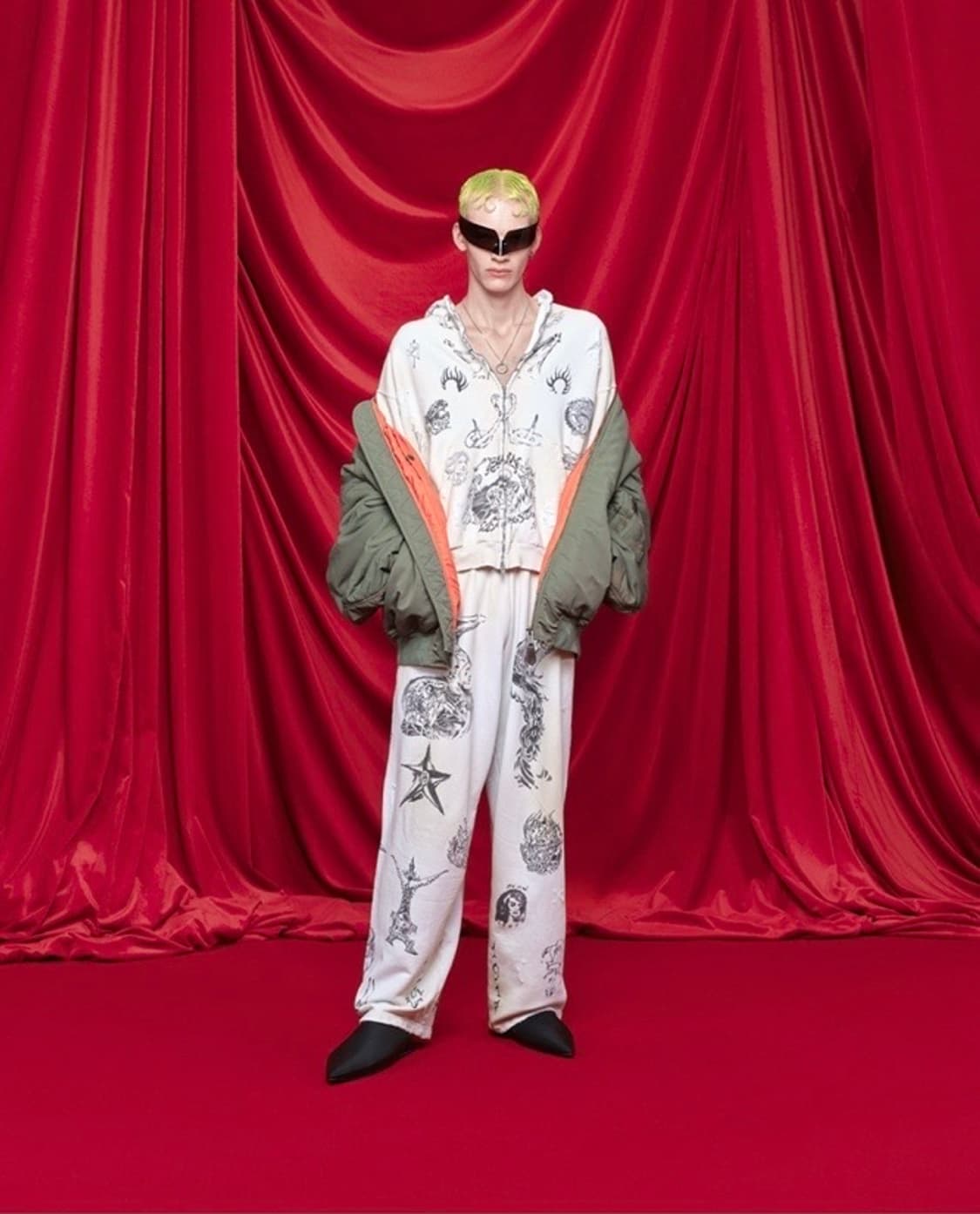 발렌시아가 플랫 뮬 블로퍼 42 팝니다.  상품이미지9