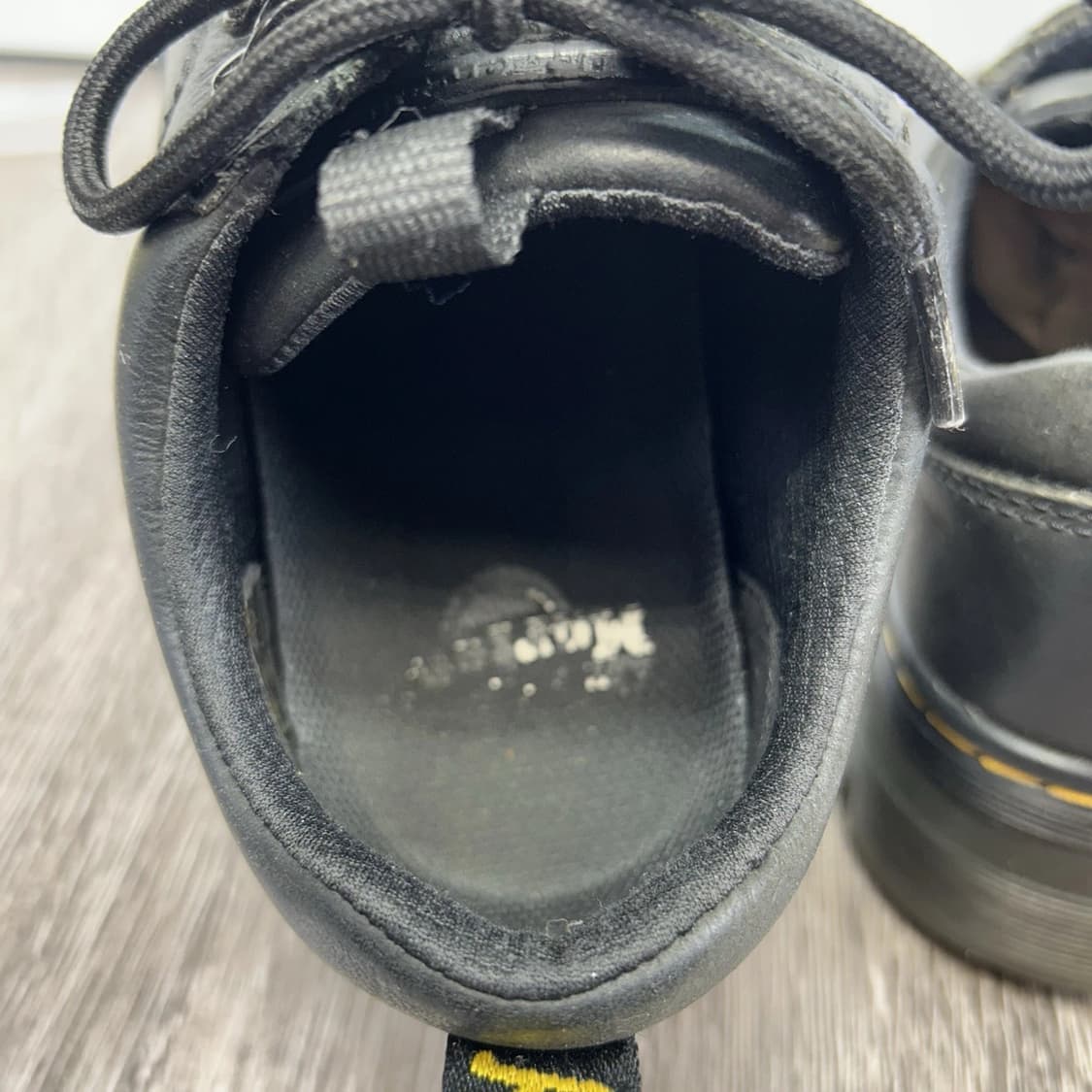 닥터마틴 리더 와이오밍 레더 유틸리티 슈즈 블랙 상품이미지5