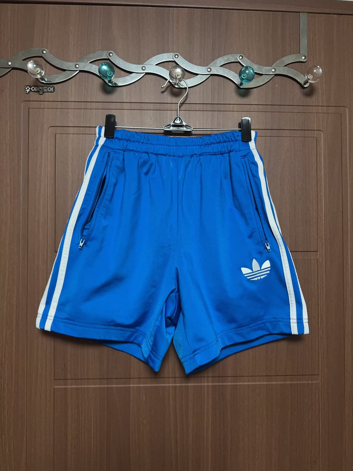 아디다스 파이어버드 서브컬쳐 빈티지 아노깔 삼선 반바지 블루 트랙팬츠 상품이미지1