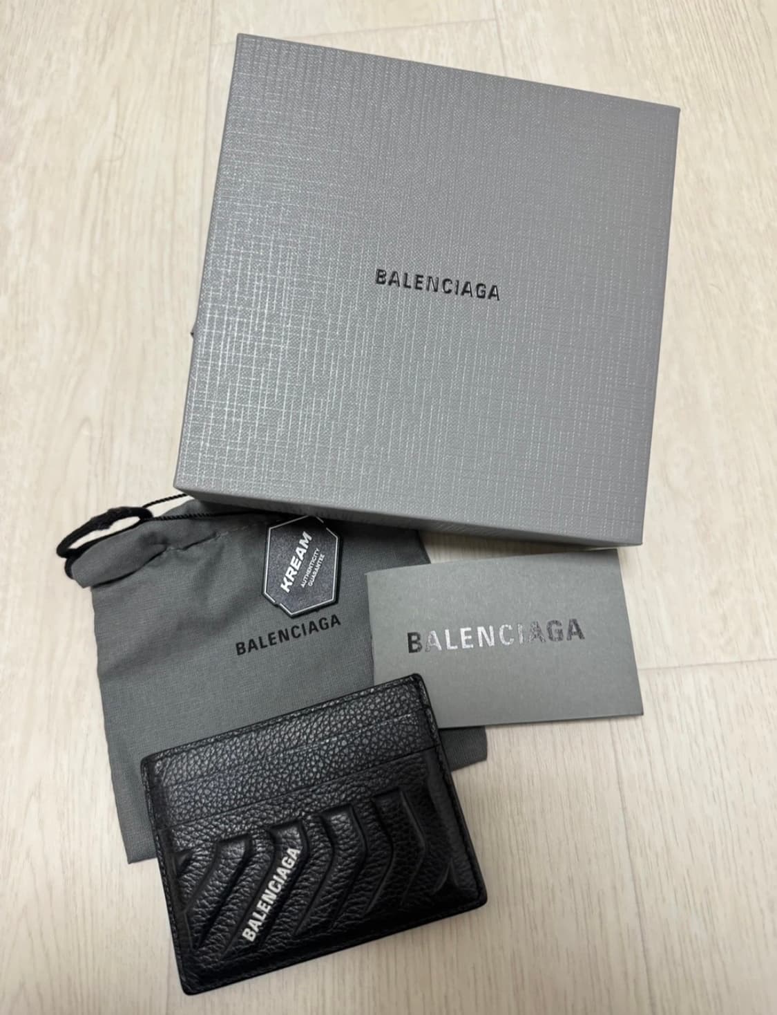 발렌시아가 카드지갑 상품이미지1