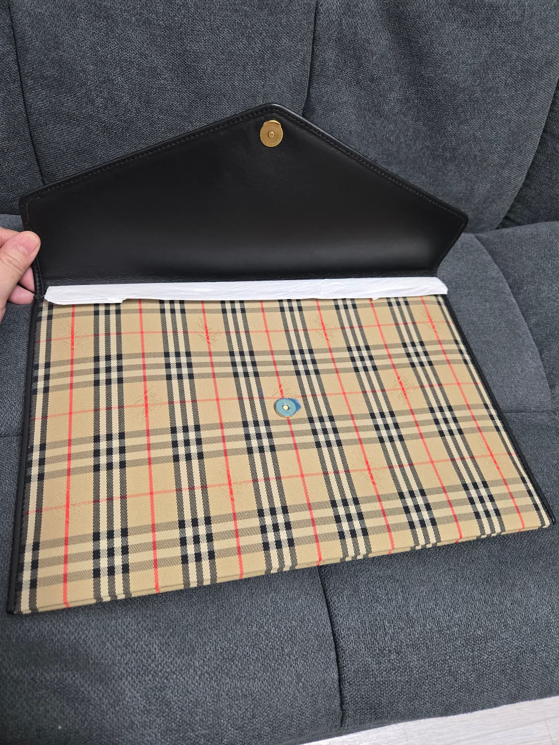 버버리 라지 1983 체크 엔벨로프 클러치 상품이미지2
