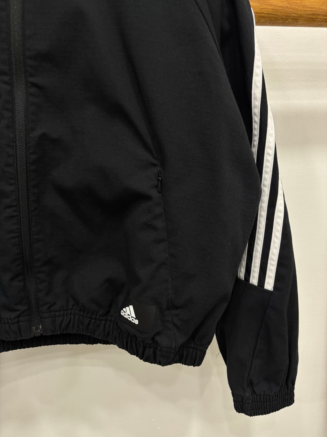 아디다스 W 오버핏 바람막이 상품이미지4