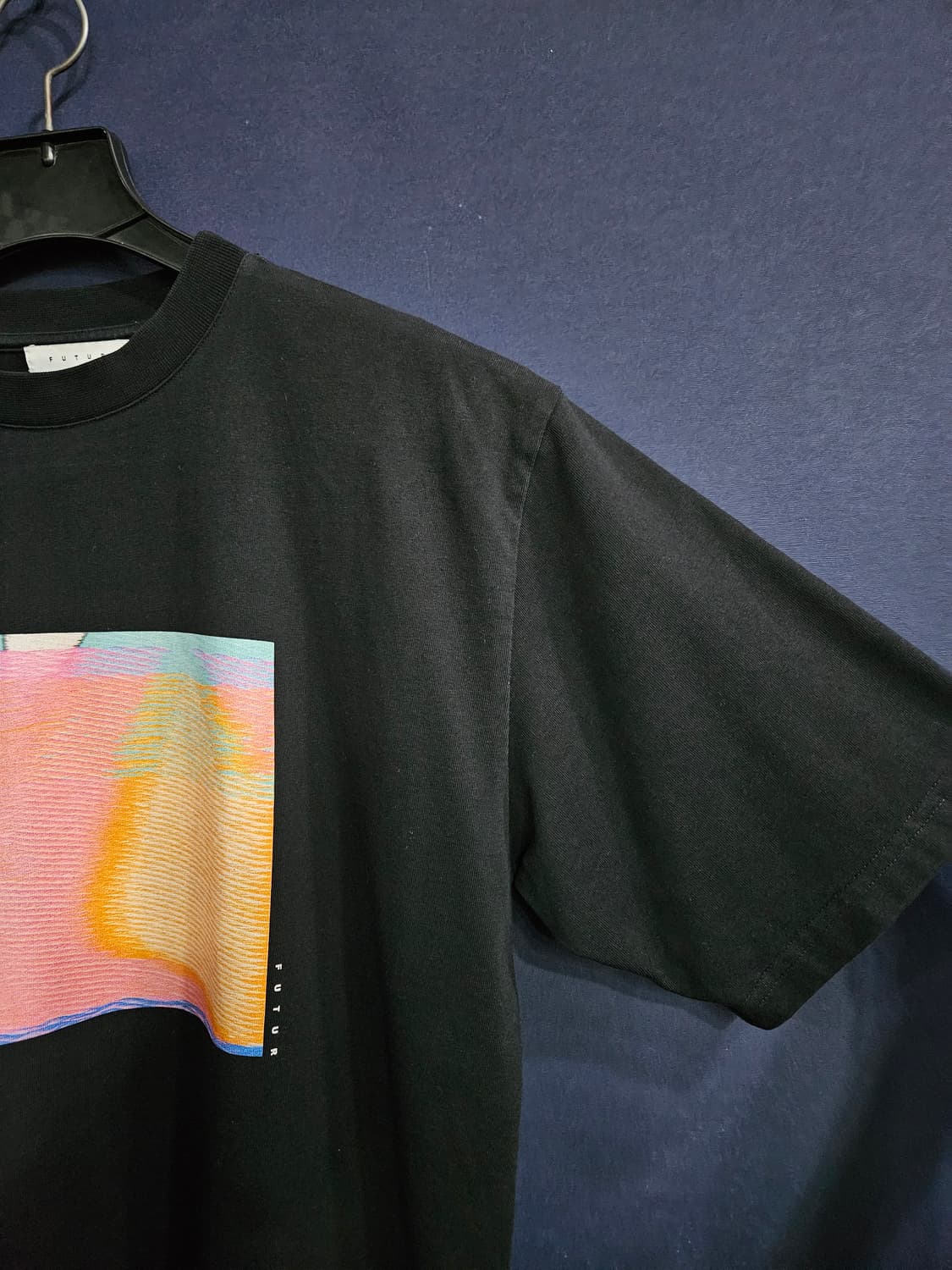 FUTUR 퓨쳐 프린팅 블랙 남성 세미오버핏 95 반팔티 상품이미지4