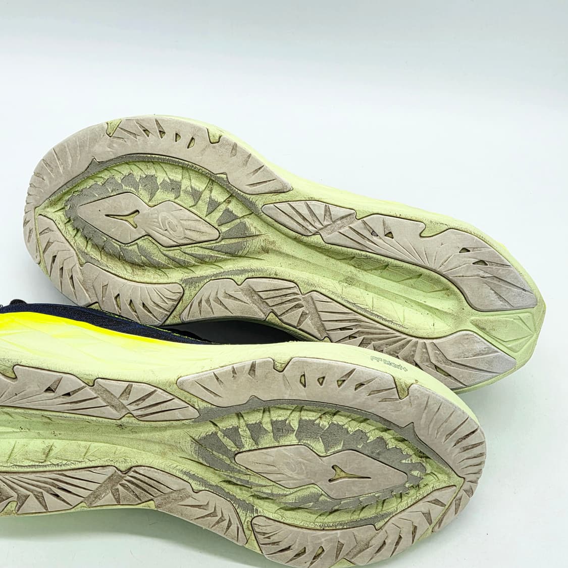 아식스 노바블라스트 4 블랙 블루 익스팬스 (290) 상품이미지3