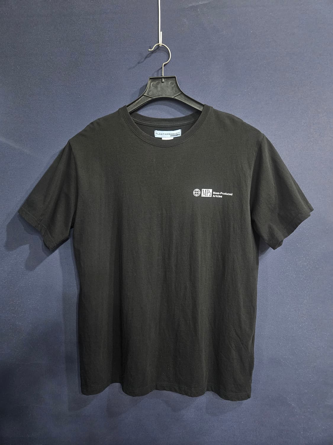 플라스틱 프로덕트 프린팅 로고 블랙 남성 오버핏 95~100 반팔티  상품이미지1