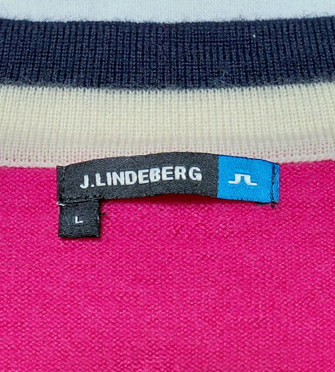 [정품] 제이린드버그 AMY 메리노 울 100% 브이넥 니트 (L) 상품이미지6