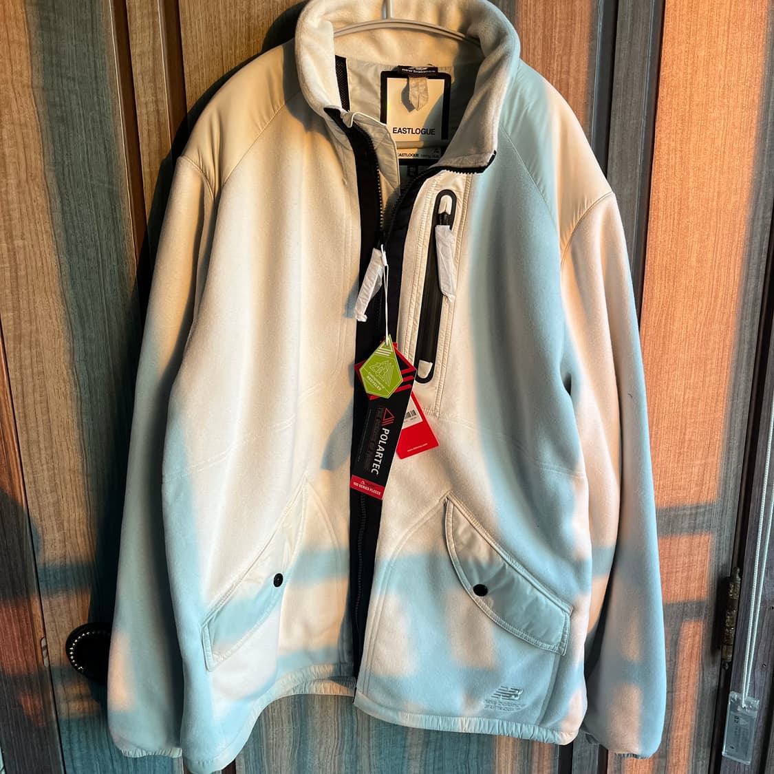 새상품(XXL)이스트로그x뉴발란스 후리스 자켓 크림 상품이미지1