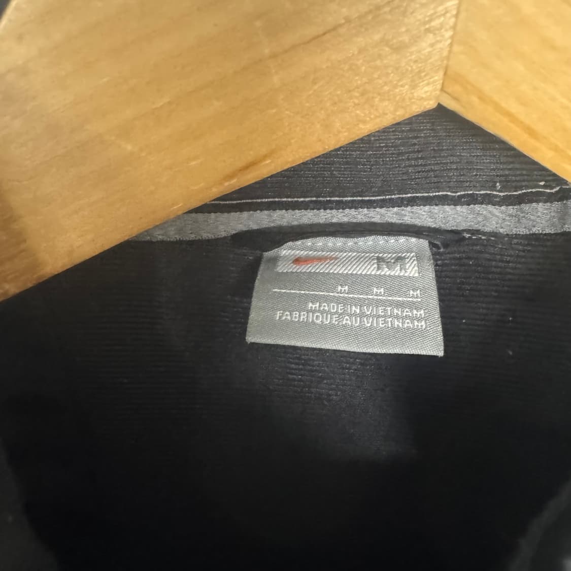 나이키 스우시 바람막이 블랙 상품이미지3