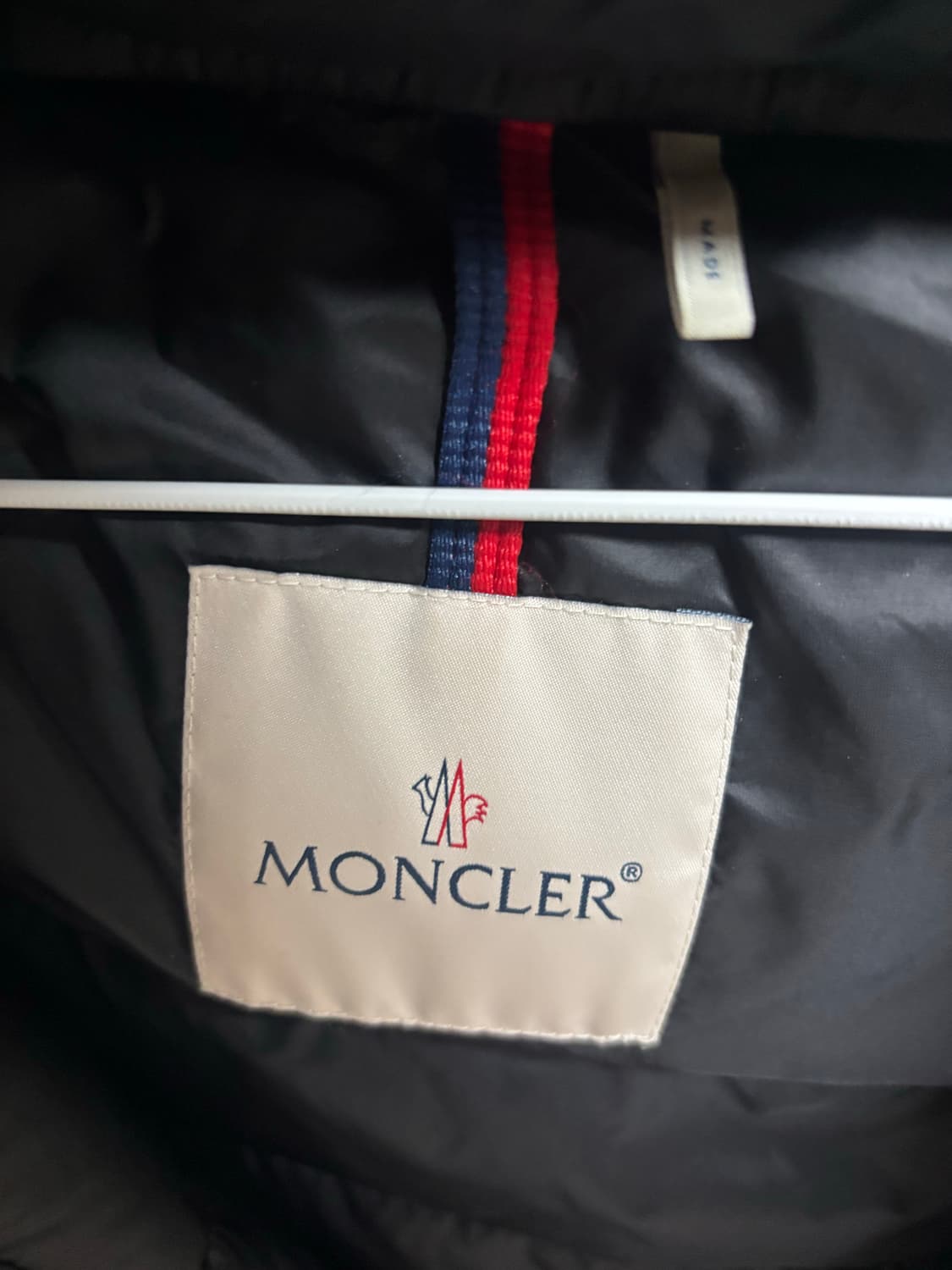 몽클레어 여성 다운 롱패딩 상품이미지3