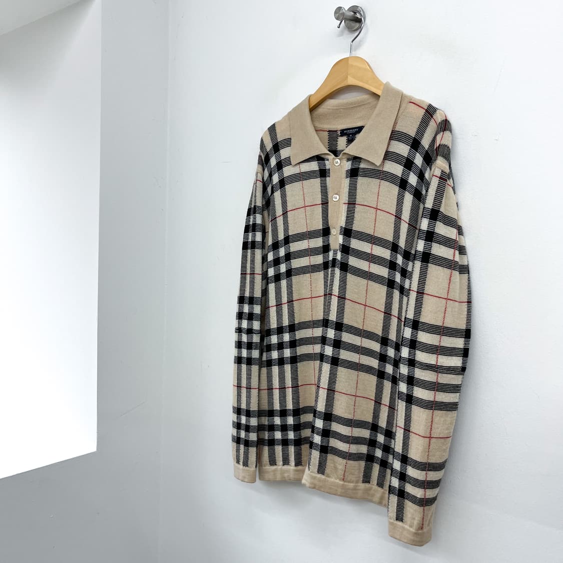 버버리 오리지널 노바 체크 카라넥 메리노 울 니트 상품이미지3