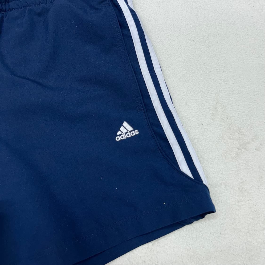Adidas navy shorts 상품이미지4