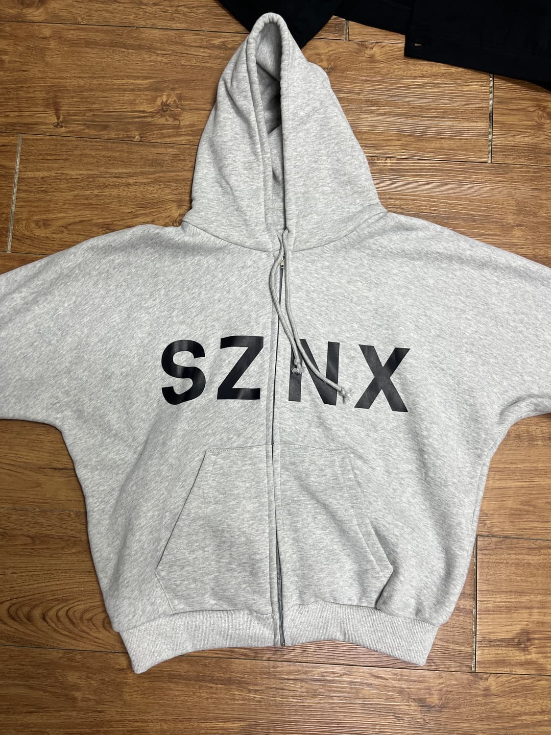 yeezy 후드집업 상품이미지1