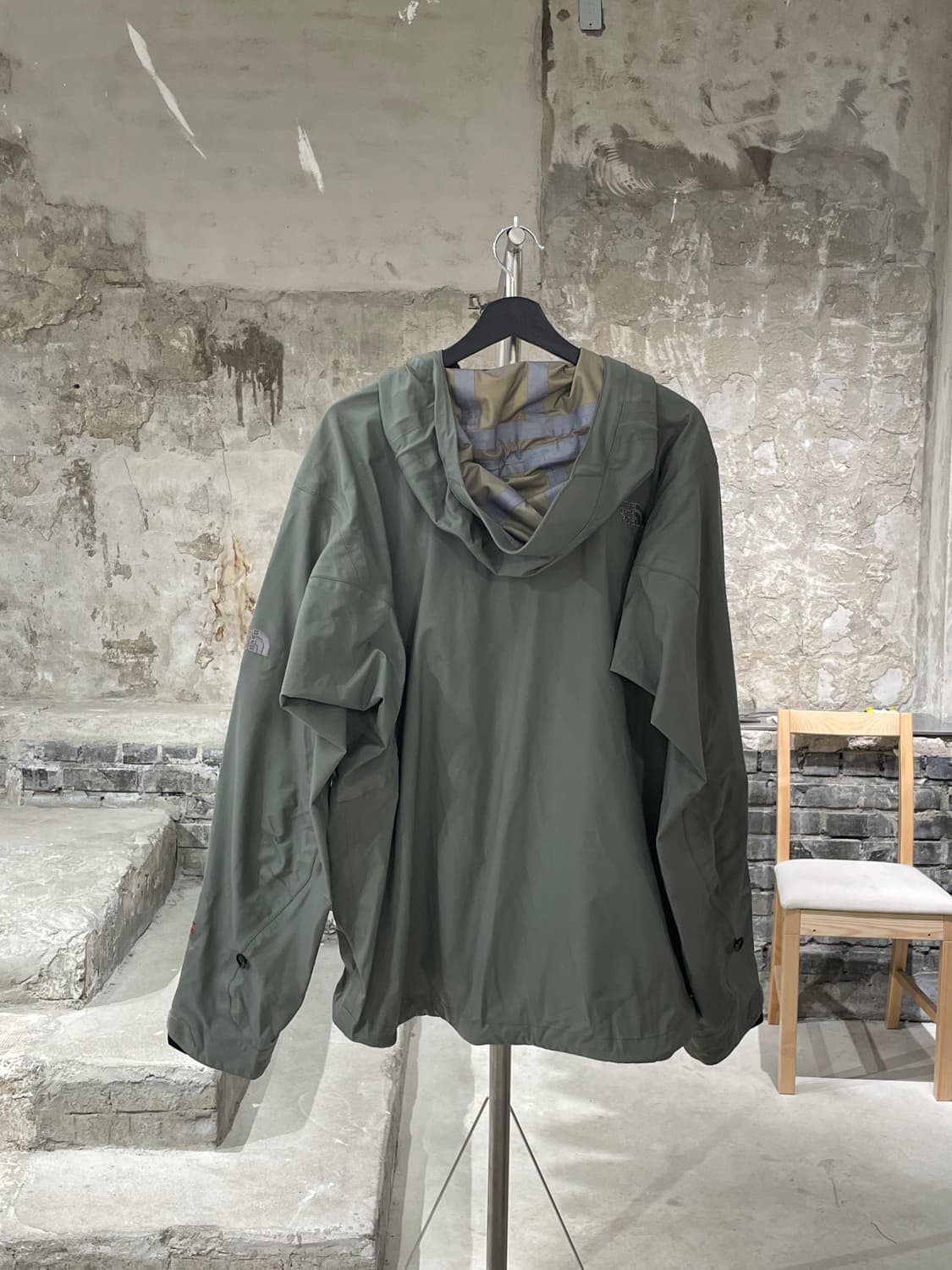 노스페이스 라이트 카키 써밋 시리즈 고어텍스 나일론 자켓 상품이미지6