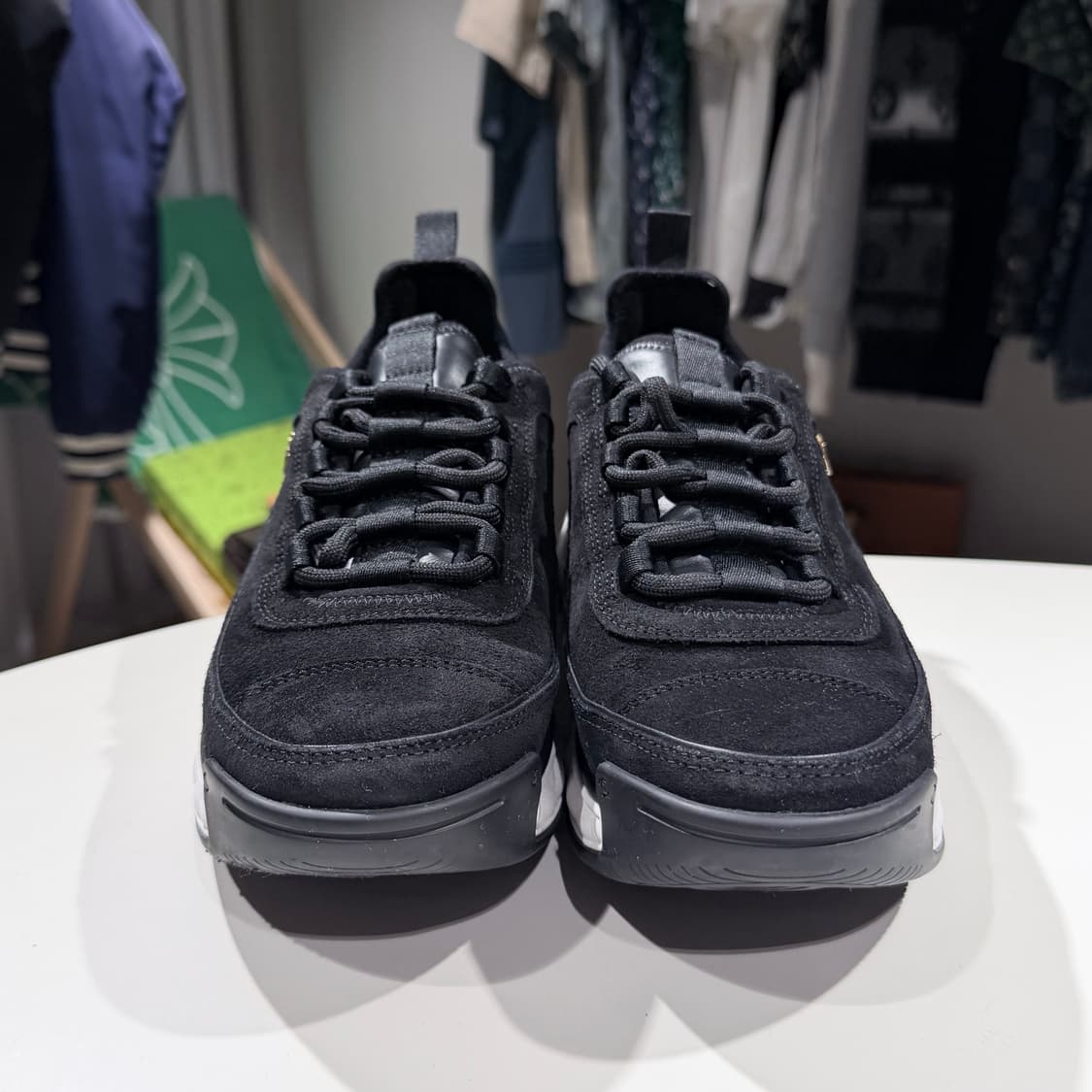 (A/40) / 샤넬 믹스드 파이버 패브릭 스웨이드 스니커즈 블랙 상품이미지2