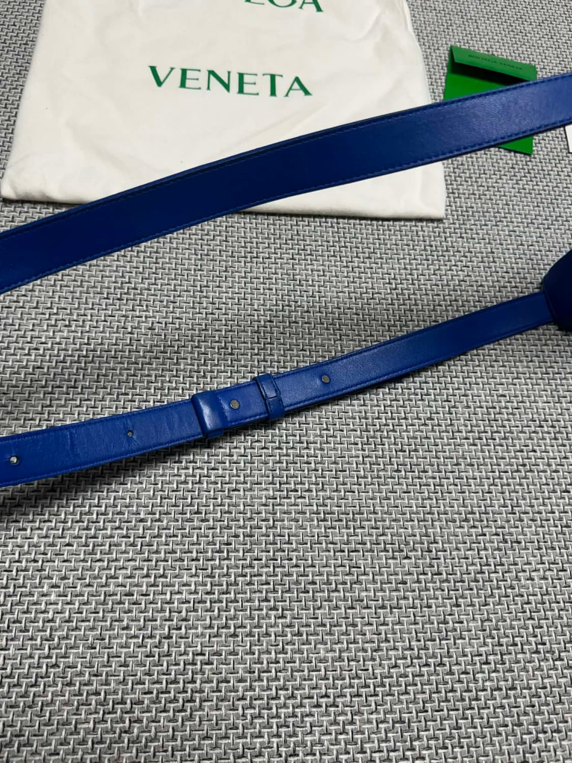 보테가베네타 카세트백 블루 상품이미지4