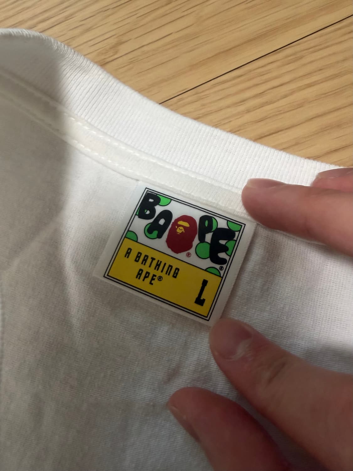 베이프 오사카 반팔티 L 상품이미지2