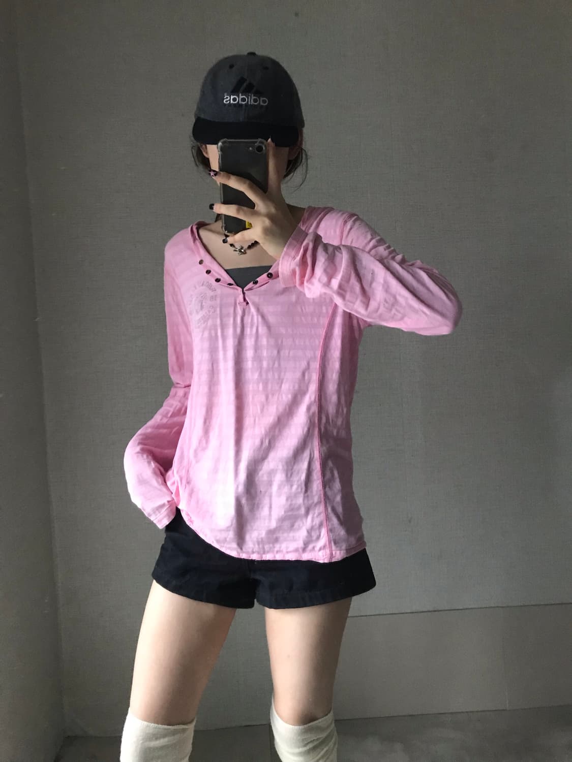후아유 핑크 버튼 후드티 상품이미지5