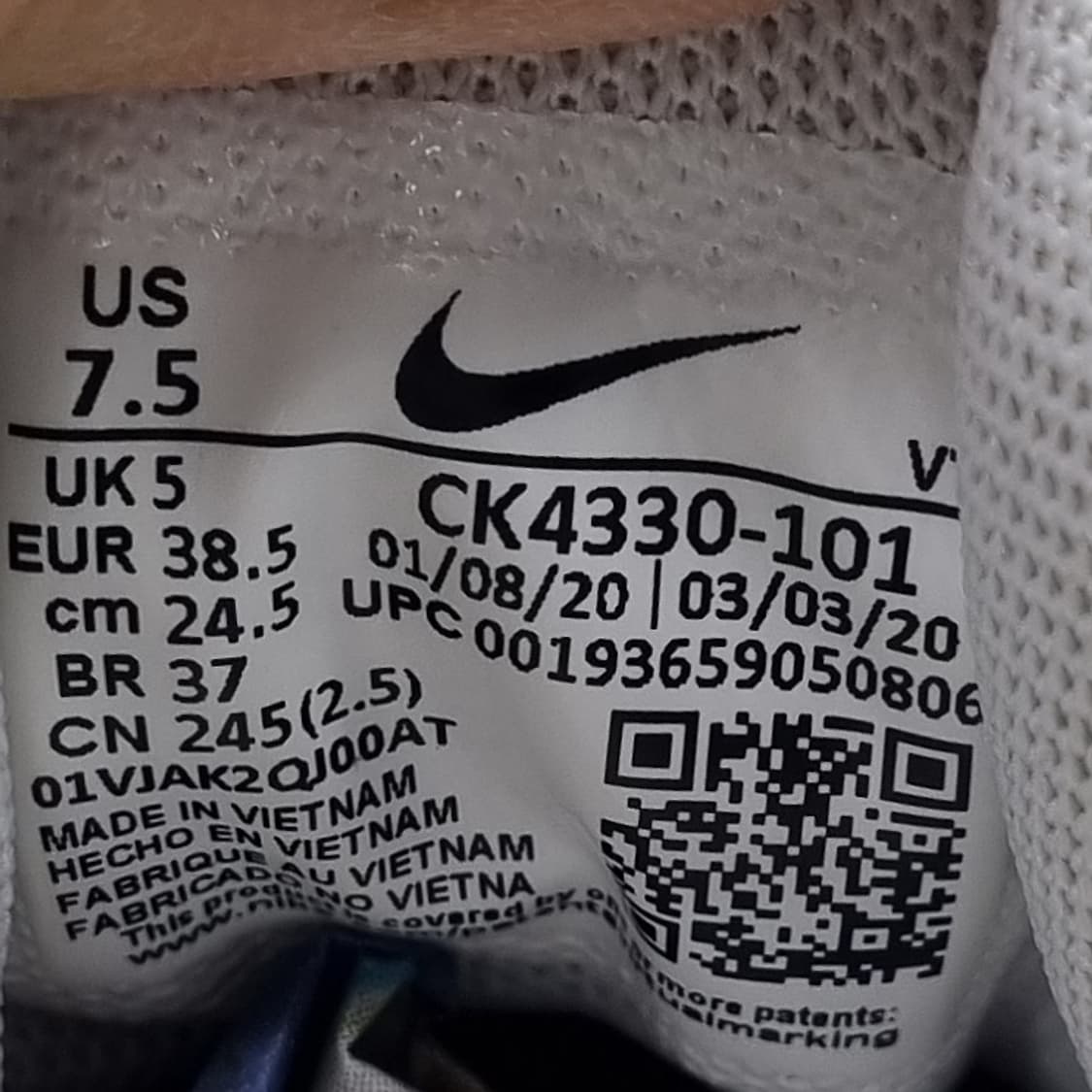 나이키 알피나5000 여성운동화245. 상품이미지6