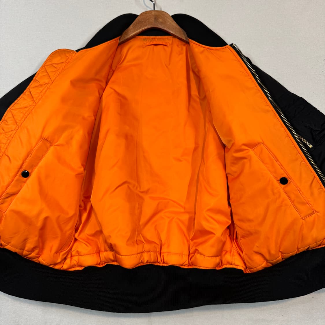 M) 알파인더스트리 MA-1 마원 항공점퍼 블랙 레귤러핏 상품이미지4