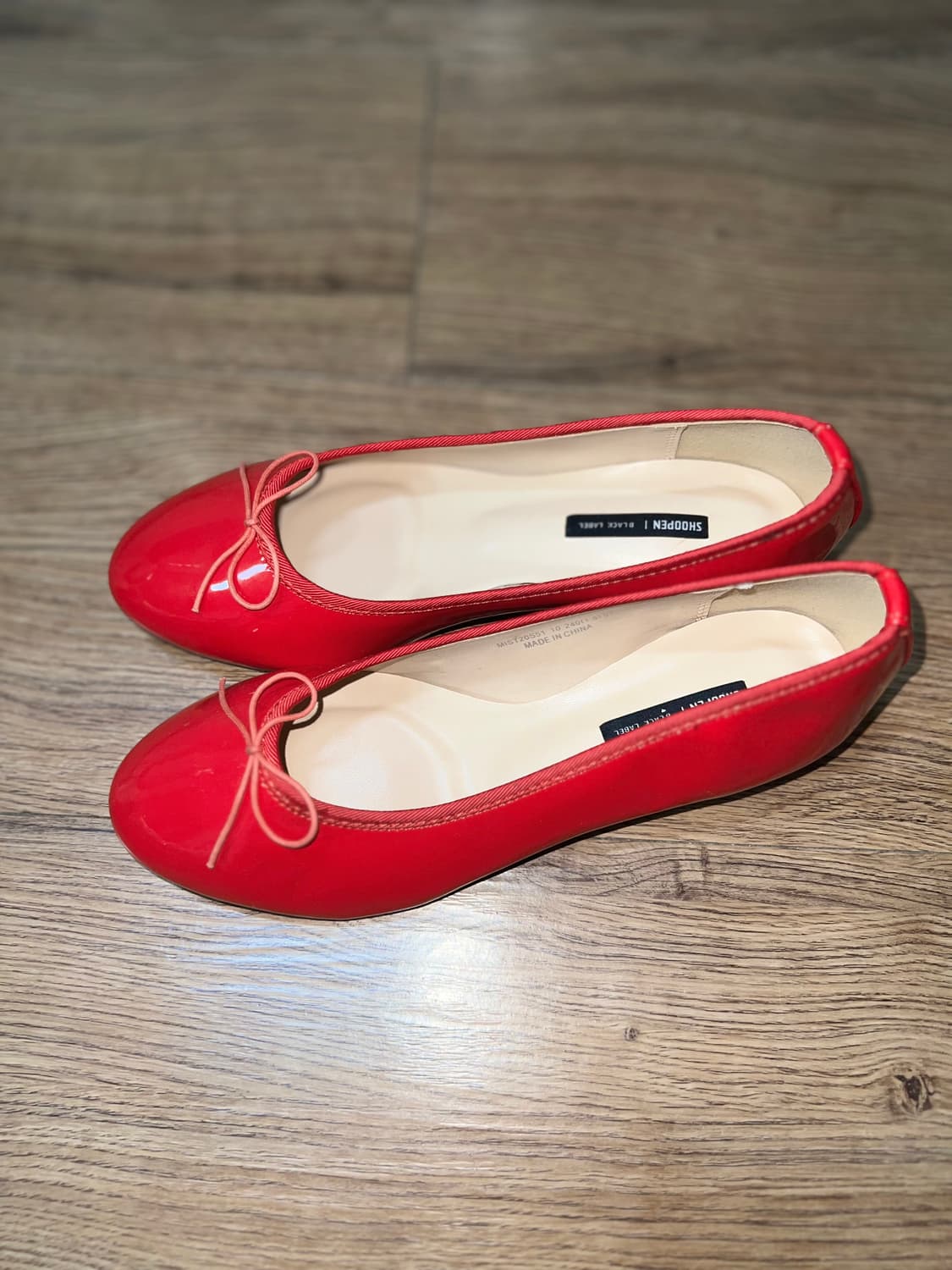 슈펜 에나멜 레드 리본 플랫 240 상품이미지1