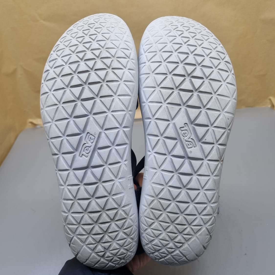 테바 플롯 남성샌들260 상품이미지3