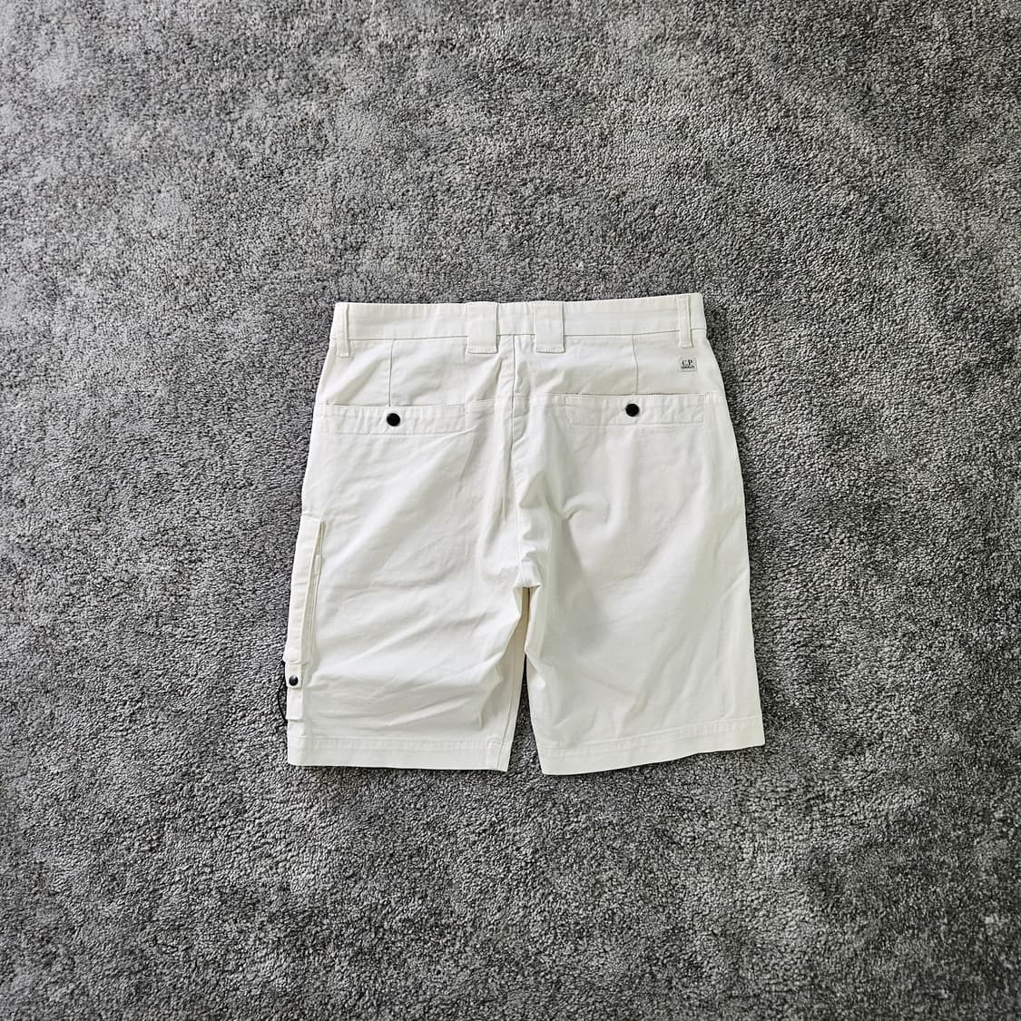 [무료배송] CP COMPANY 반바지 상품이미지7