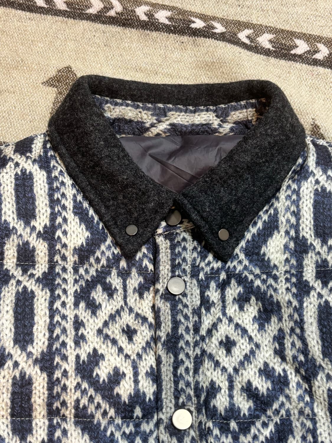 시스템 옴므 울카라 경량 구스 다운 셔켓 상품이미지4