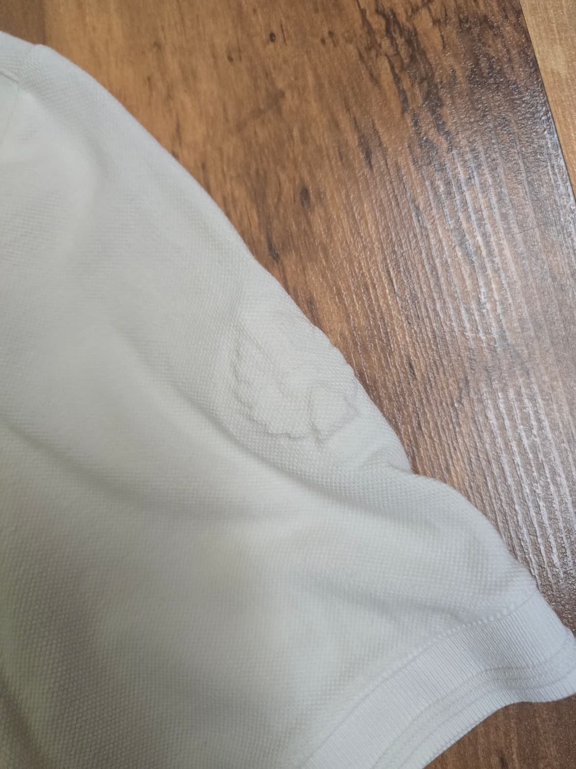 벨스타프 반팔 티셔츠 판매합니다 상품이미지5