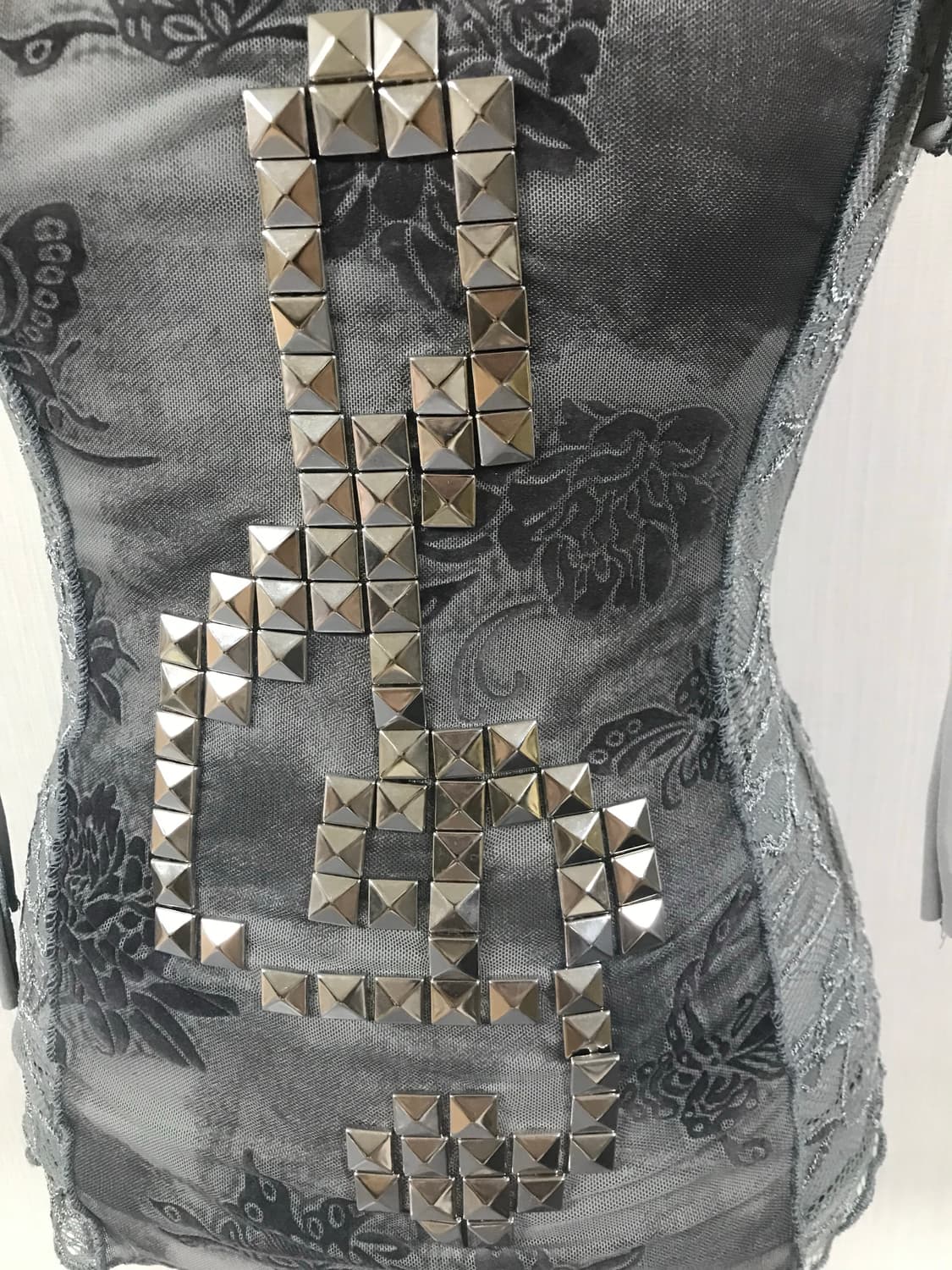 Studded Melody Sleeveless 상품이미지2