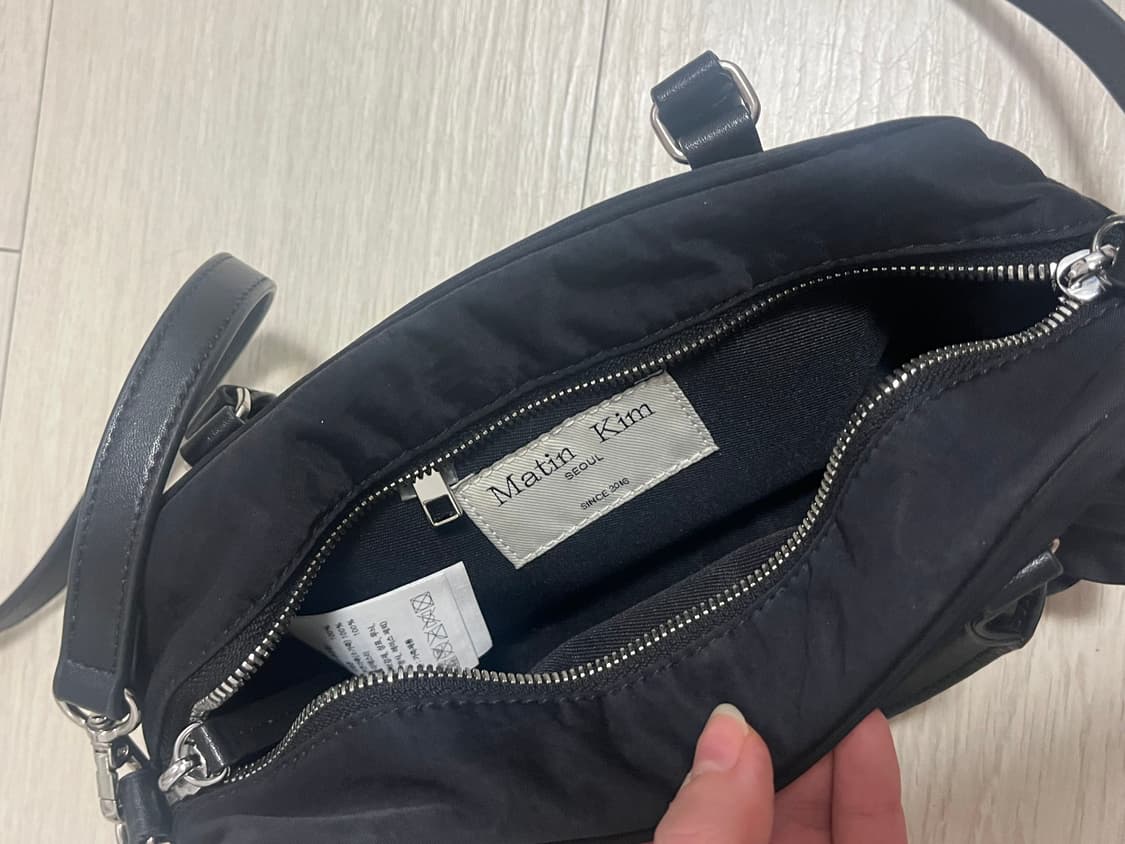 마뗑킴 BABY SPORTY TOTE RAG IN BLACK 상품이미지4