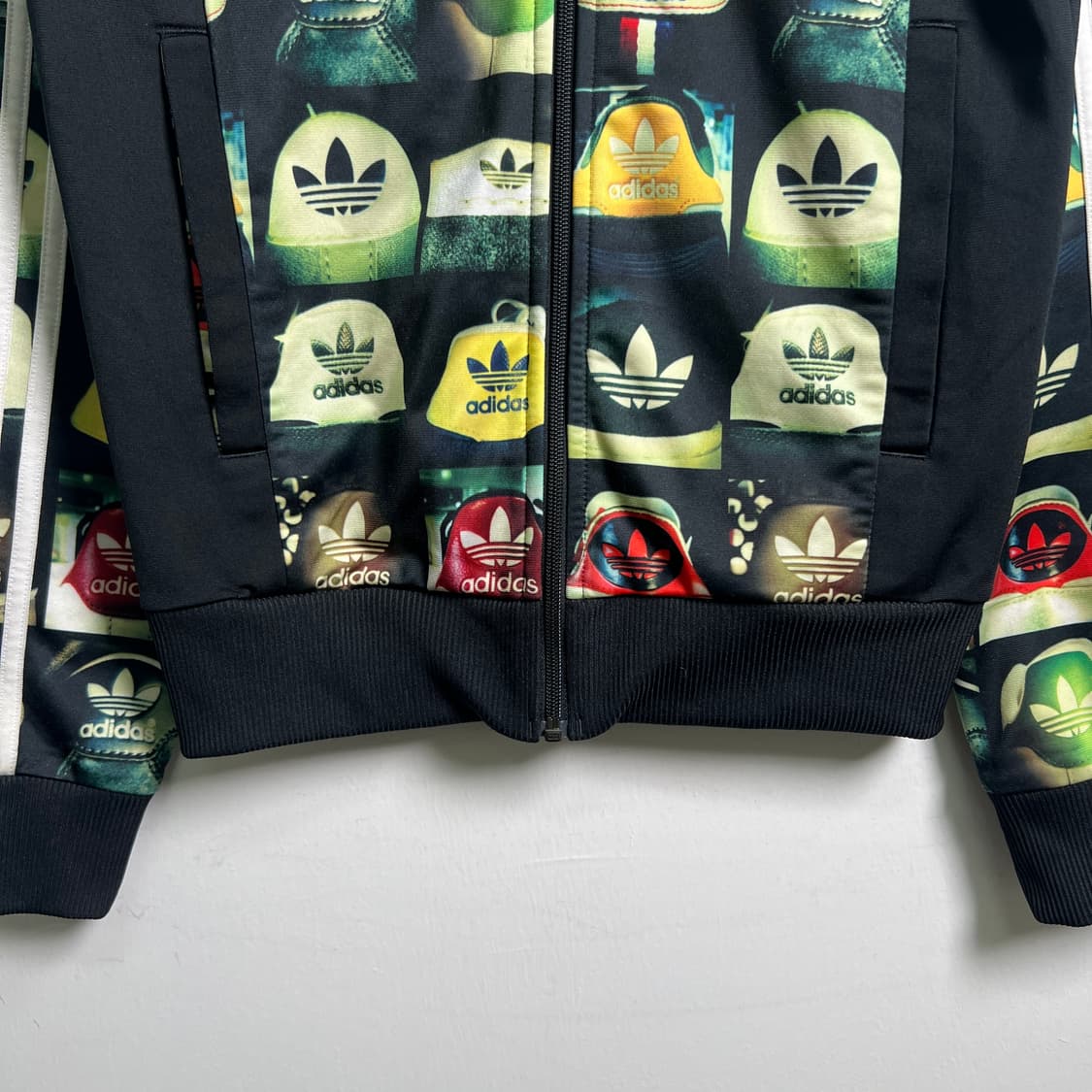 아디다스 한정판 AOP 트랙탑 져지 90 상품이미지5