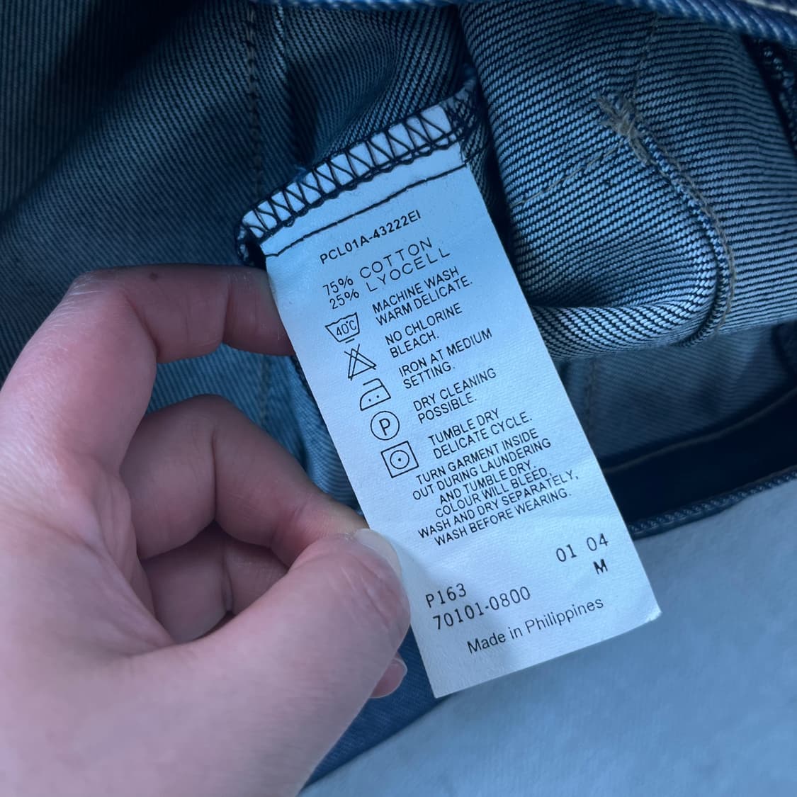 W 90 리바이스 엔지니어드 여성 크롭 데님 자켓 상품이미지6