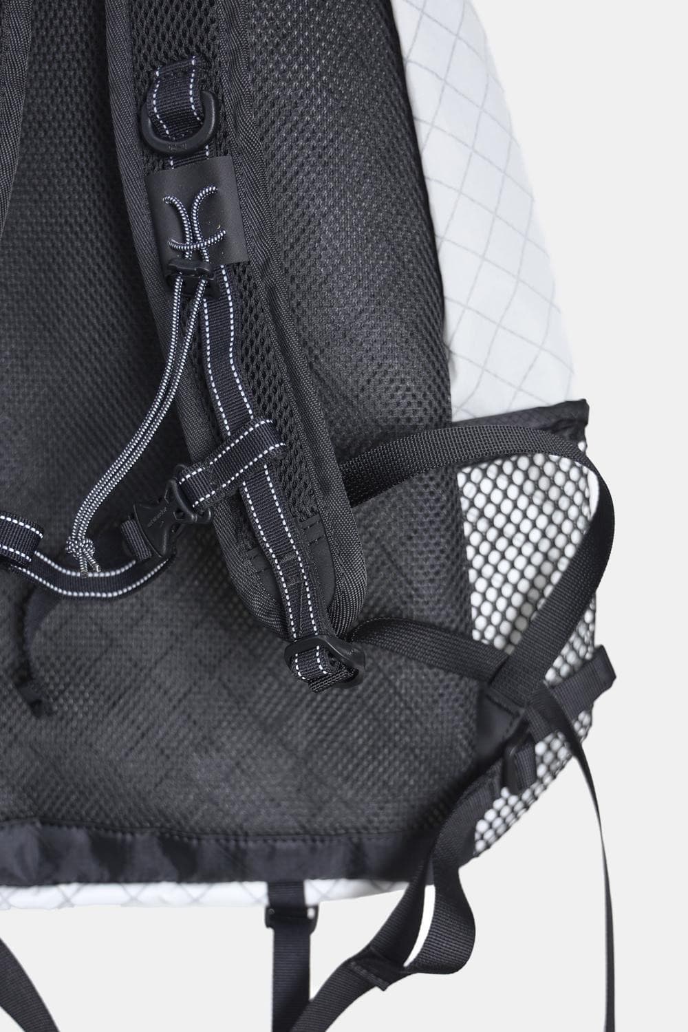 앤드원더 데이백 20L 화이트 상품이미지6