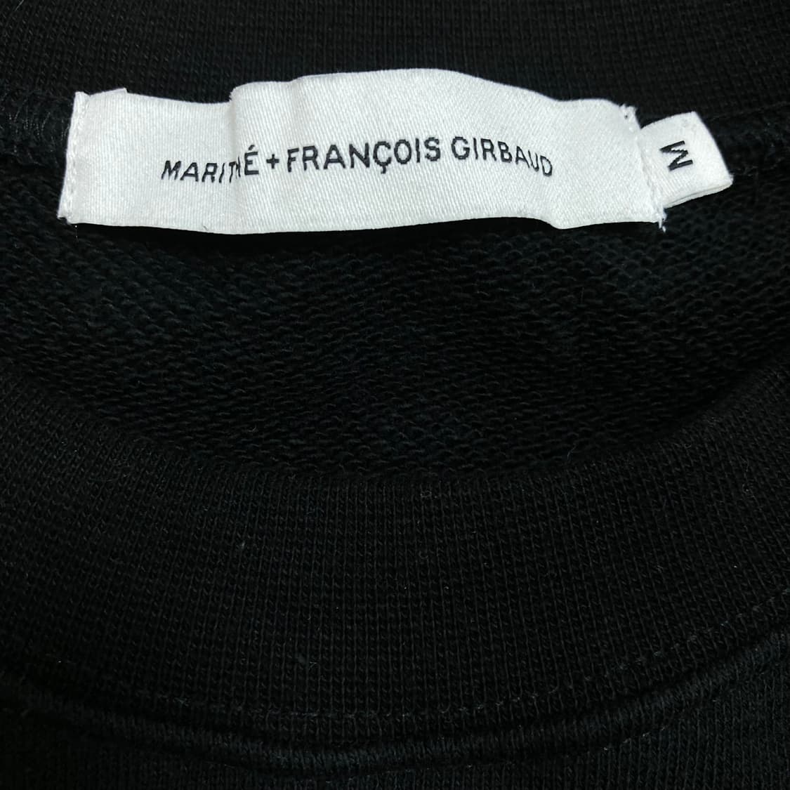 마리떼 프랑소와 저버 빅로고 블랙 맨투맨 상품이미지3