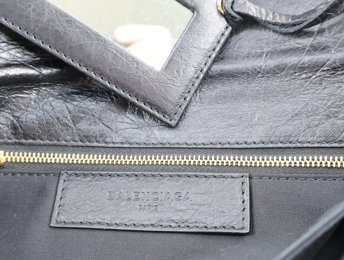 발렌시아가 자이언트 12 엔벨로프 클러치 레더 가죽 크로스백 상품이미지8