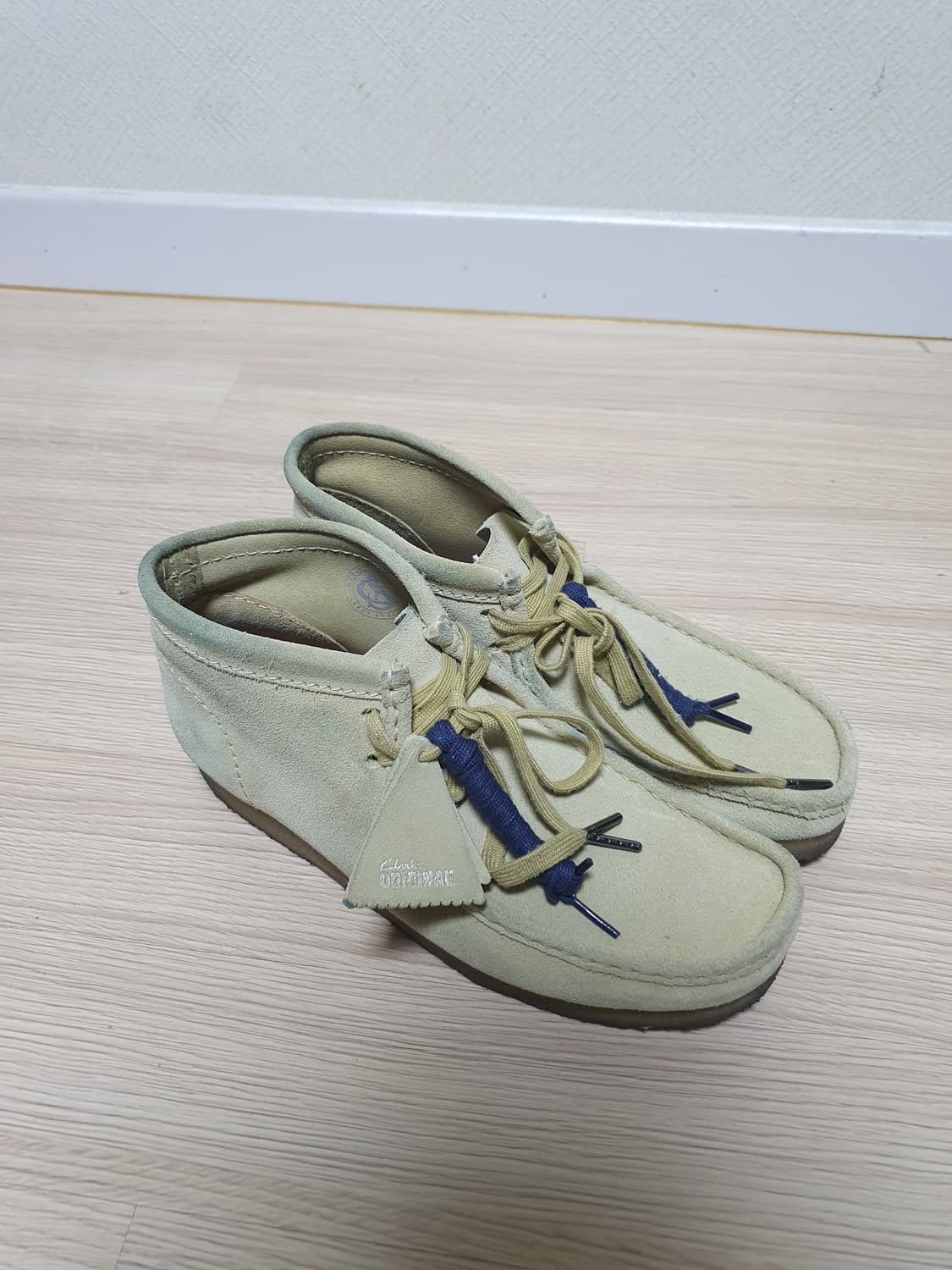 클락스 왈라비 메이플 스웨이드 165 상품이미지2