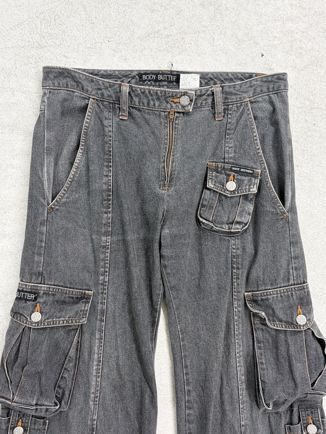 2000’s 바디버터 멀티 지퍼 와이드 카고 팬츠 상품이미지5