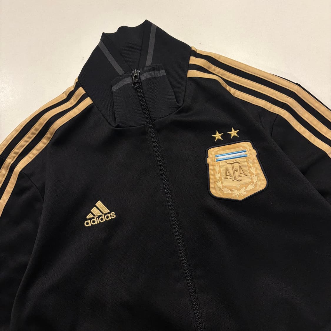 [100] 14s 아디다스 아르헨티나 트랙탑 블랙/골드 B514 상품이미지3
