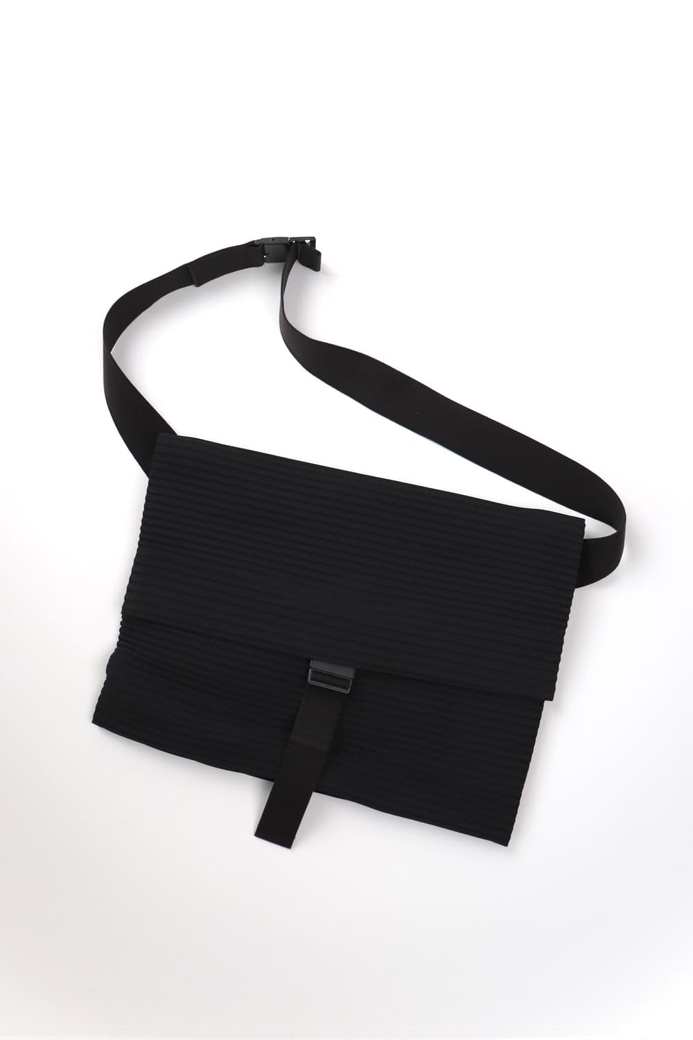 옴므플리세 Messenger Bag Black 상품이미지1