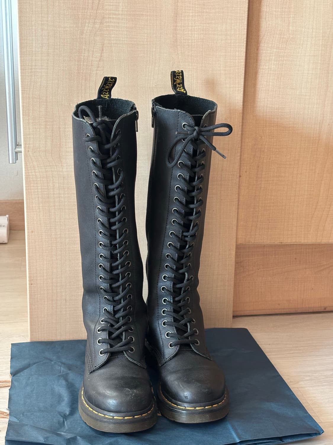 uk3) 닥터마틴 1B60 20홀 상품이미지2