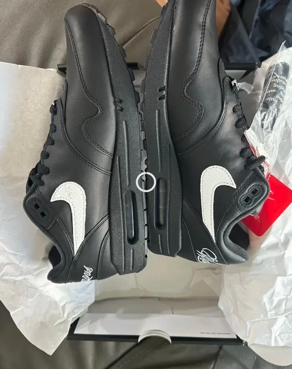 슈프림 에어맥스1 블랙 275 상품이미지3