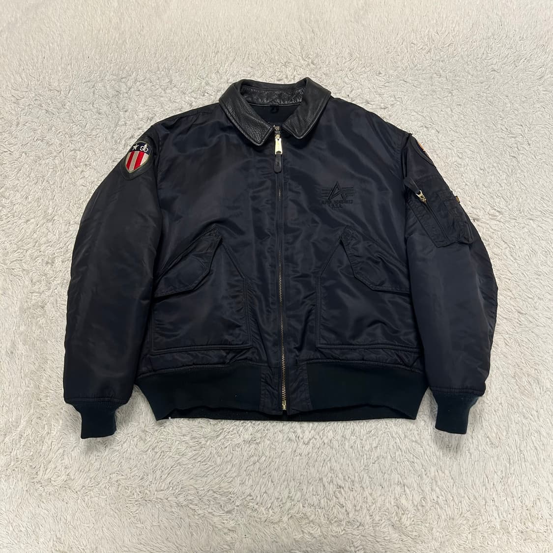 Alpha Industries Black MA-1 Flightjacket 상품이미지4