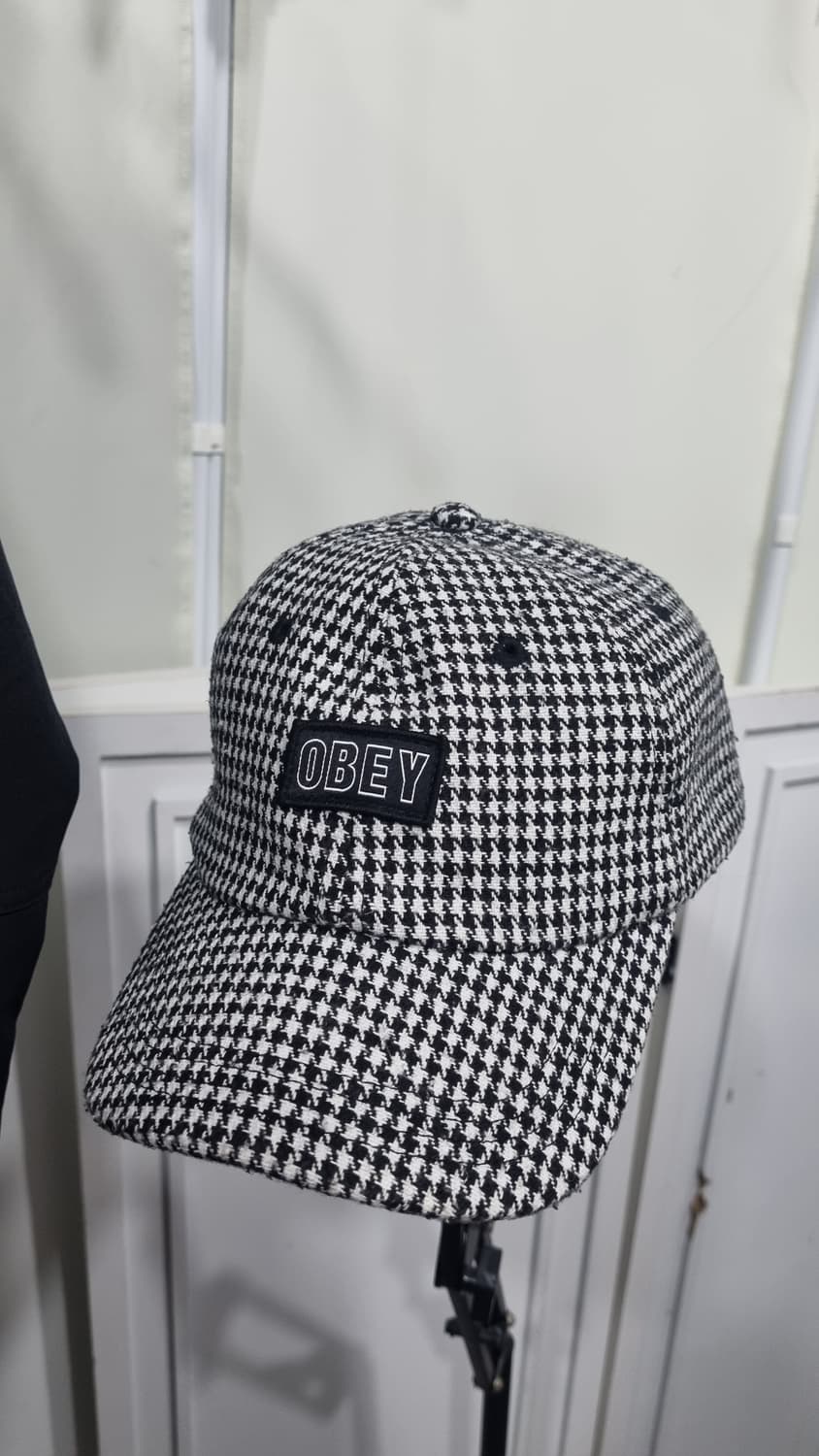 오베이) OBEY 로고 볼캡 공용 프리 원사이즈 상태10/9 상품이미지1