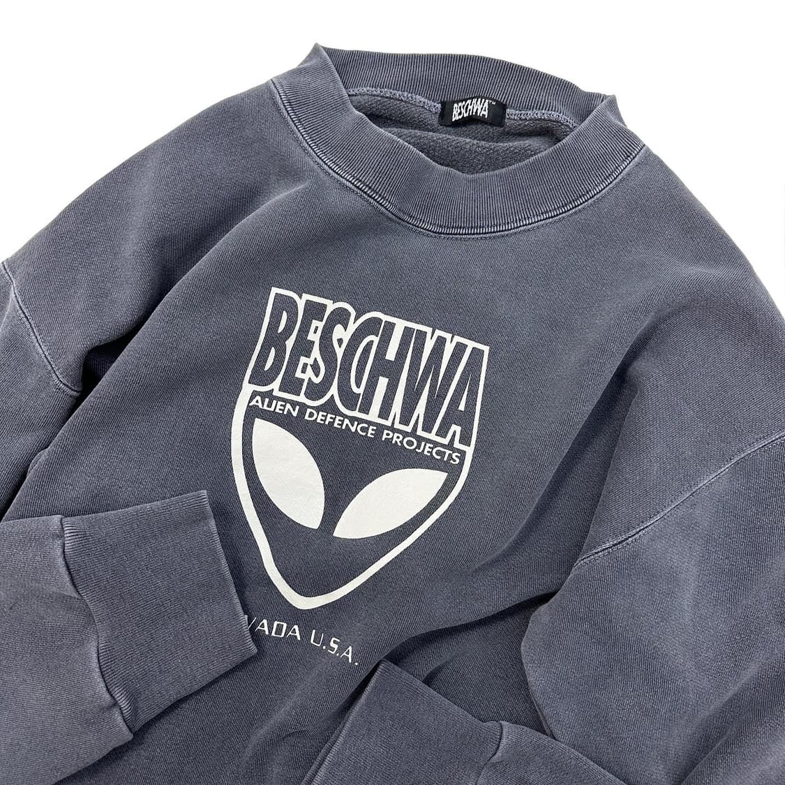 90s 빈티지 비슈아 에일리언 스웻셔츠 상품이미지5